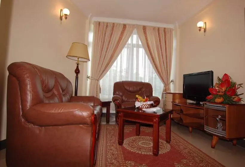 Hotel Arusha Corridor Spring