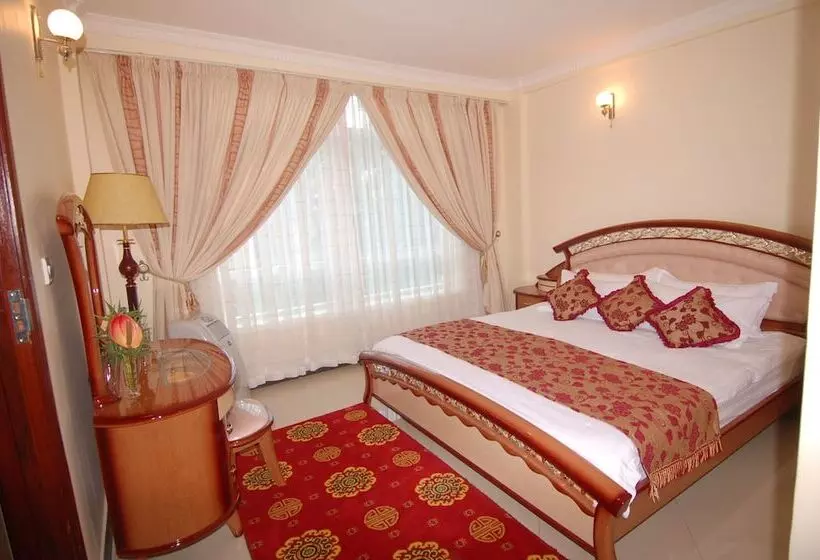 Hotel Arusha Corridor Spring