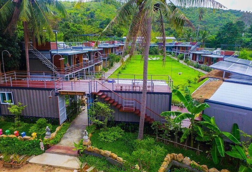 هتل Baan Boom Boxes Eco Friendly Resort