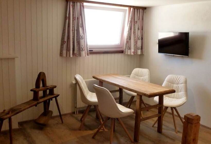 호텔 Berglodge Restaurant Ristis