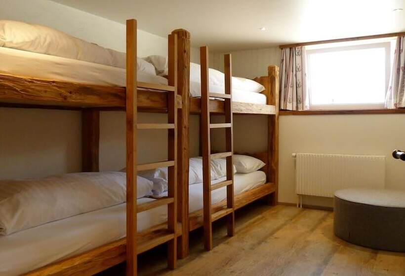 호텔 Berglodge Restaurant Ristis