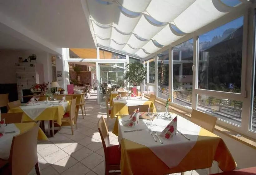 Hotelli Gasthof Edelweiss