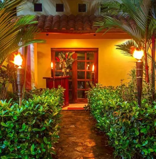 Hotelli Iguana Verde