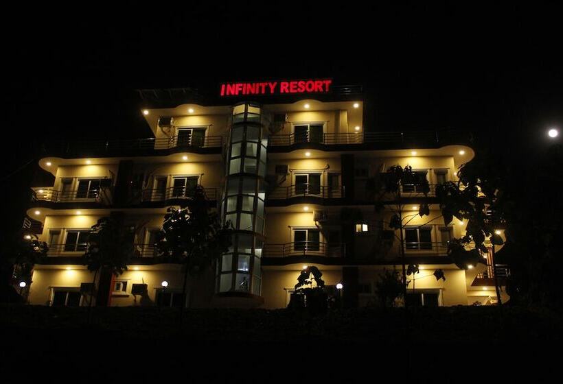 هتل Infinity Resort
