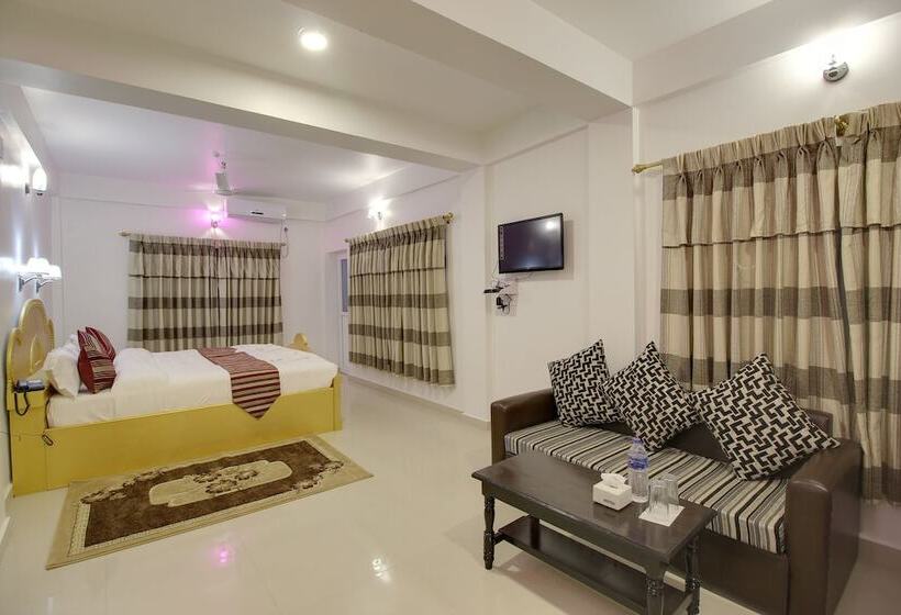 هتل Infinity Resort