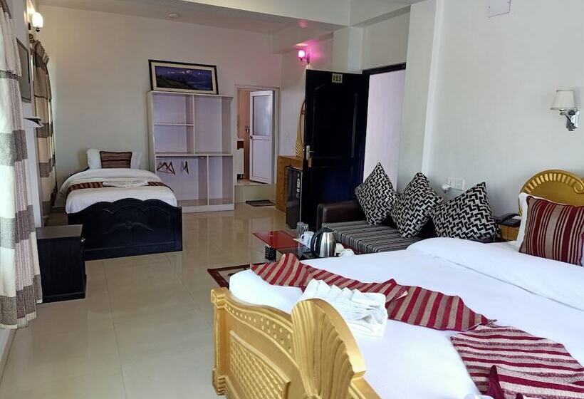 هتل Infinity Resort