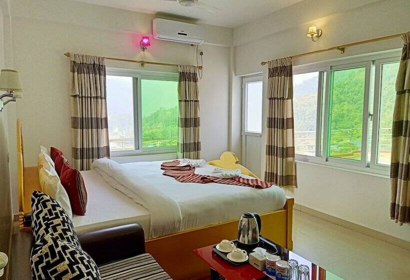 هتل Infinity Resort