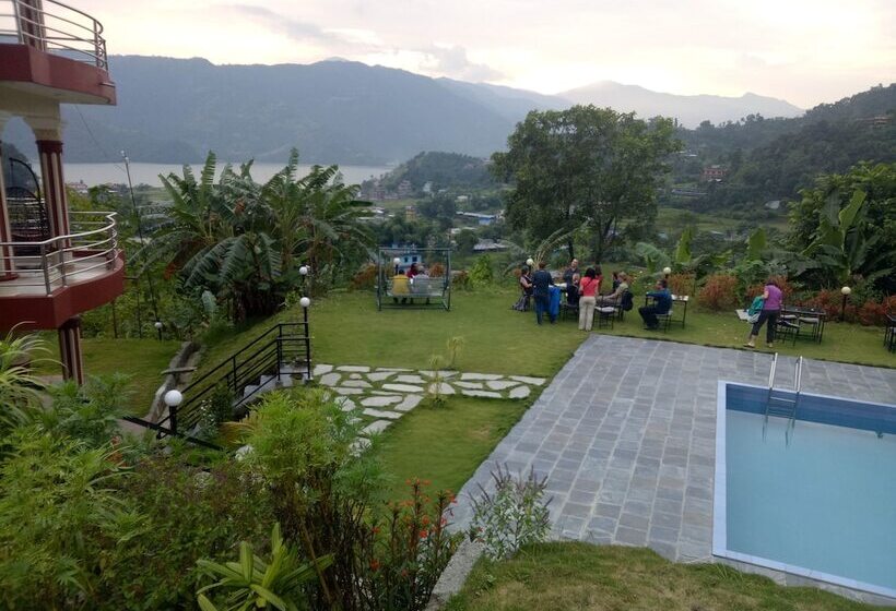 هتل Infinity Resort