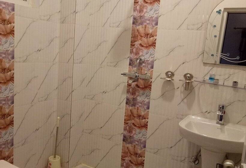 هتل Infinity Resort