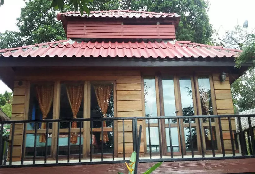 ホテル Raya Resort