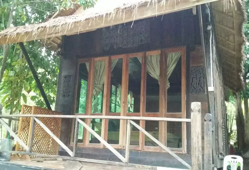 ホテル Raya Resort