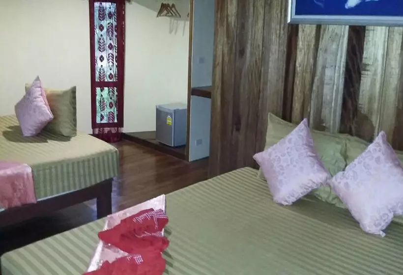 ホテル Raya Resort