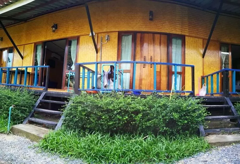 ホテル Raya Resort
