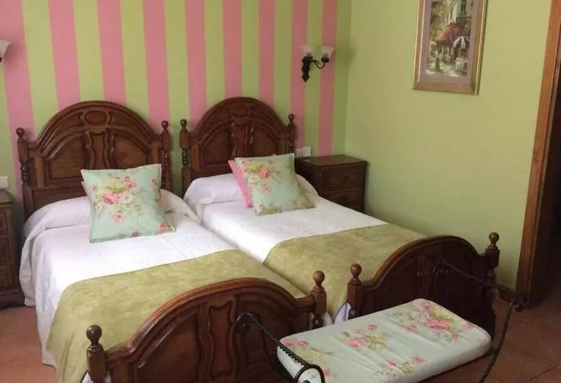 Hotelli Rural Los Roturos