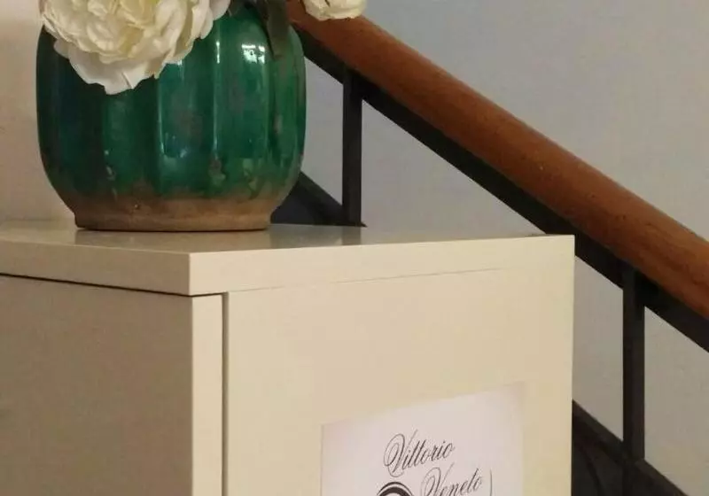 Hotel Vittorio Veneto 25
