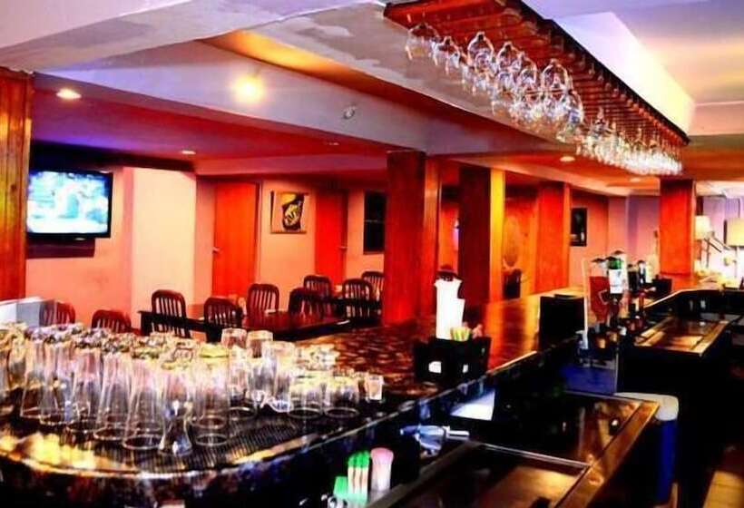 هتل Wildgreen Residence