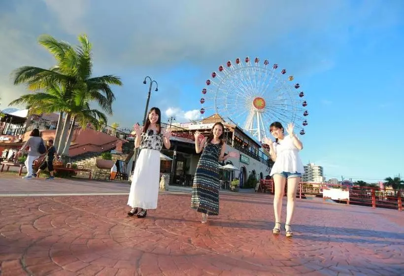 Kariyushi Condominium Resort Chatan Marina Bay Mihama