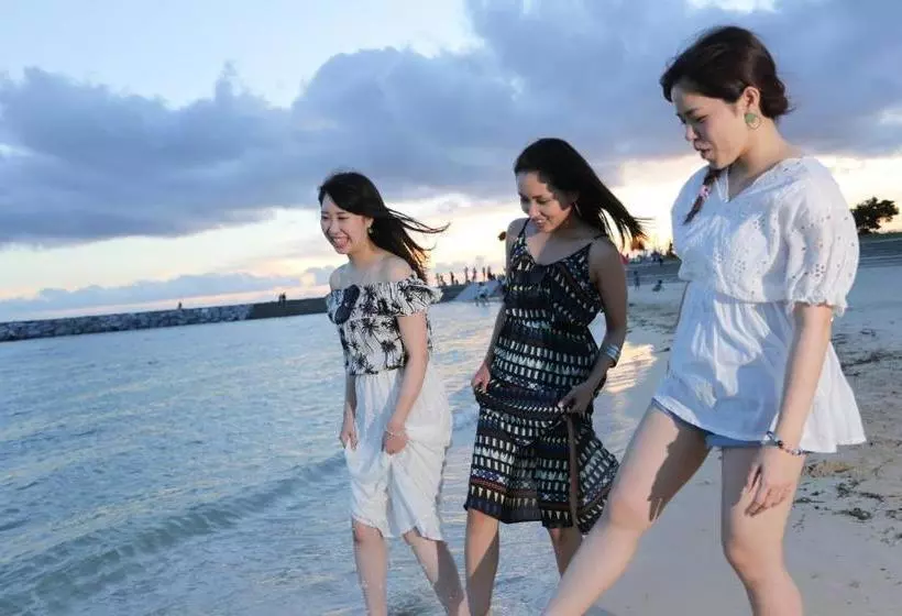 Kariyushi Condominium Resort Chatan Marina Bay Mihama