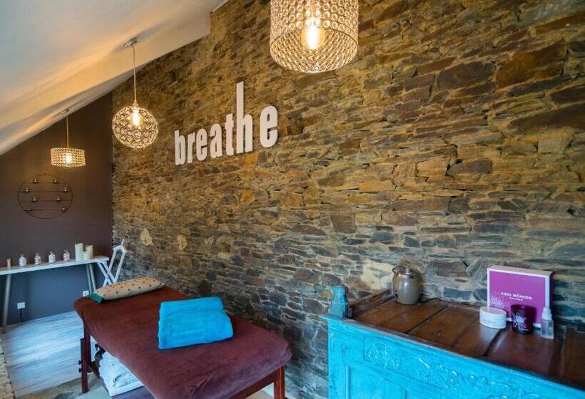 פנסיון Le Manoir De Herouville