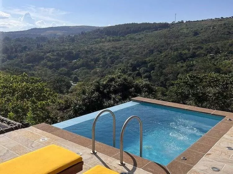 Hotelli Campestre Palmas Del Zamorano