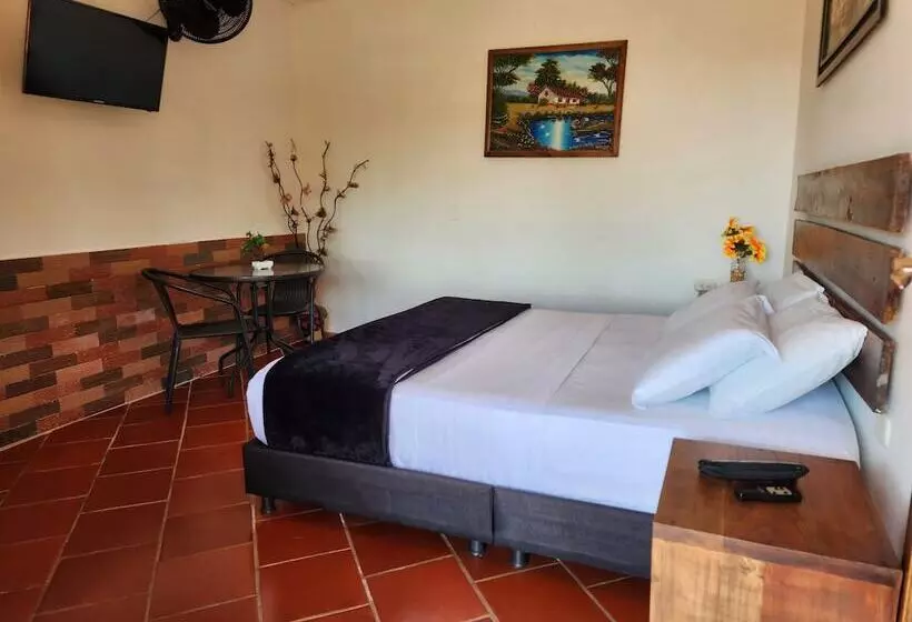Hotelli Campestre Palmas Del Zamorano