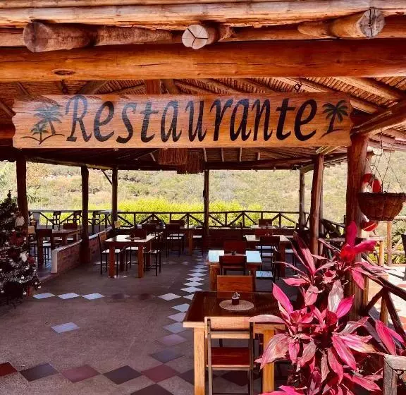 Hotelli Campestre Palmas Del Zamorano