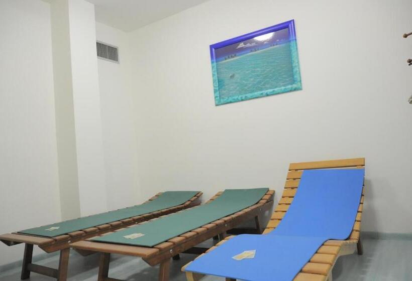 ホテル Europa Cembra