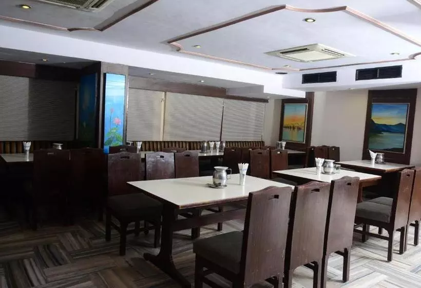 ホテル Jaya Residency