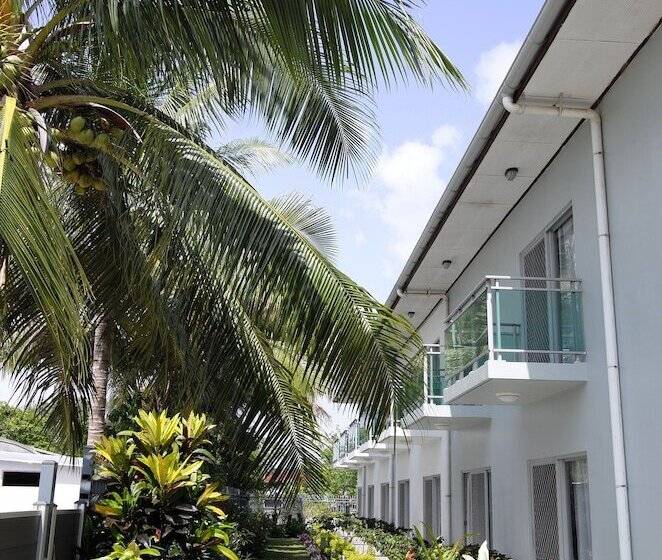 Luganvilla Business Hotel And Restaurant