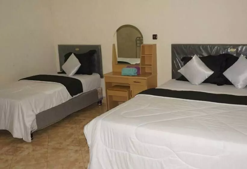 Hotelli New Bintang By Four G