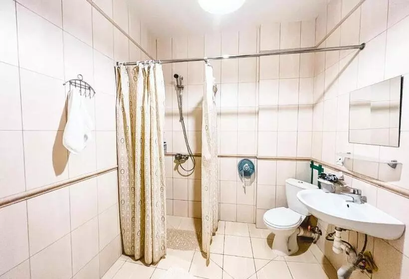 هتل Pechersk House