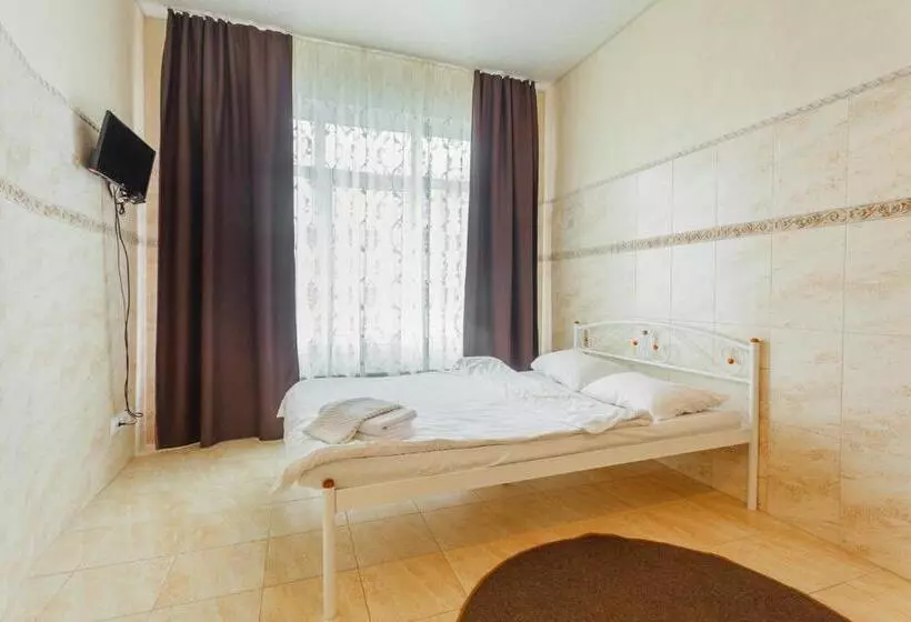 هتل Pechersk House