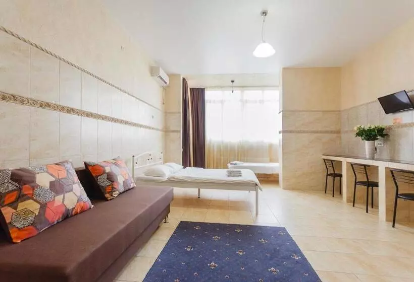 هتل Pechersk House