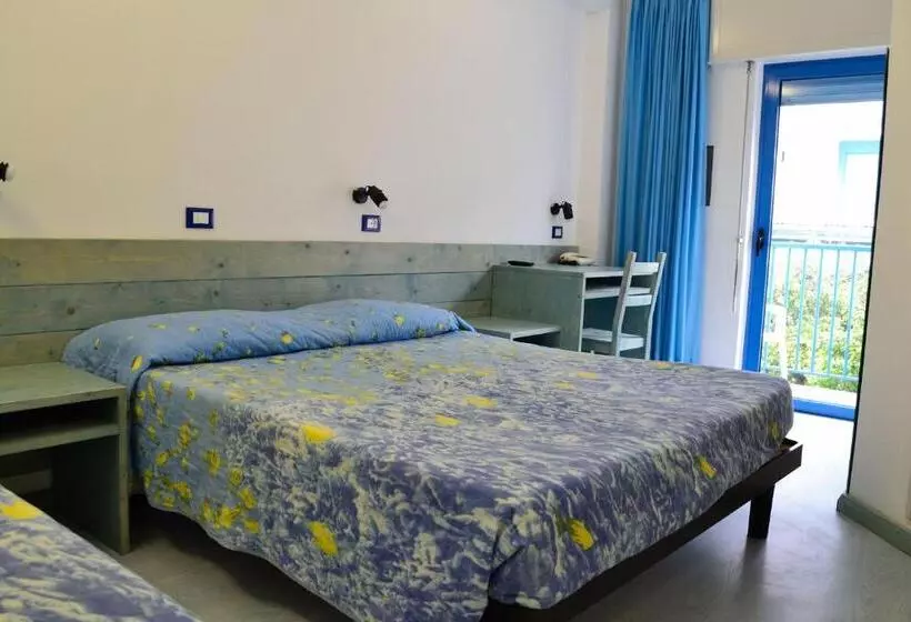 Hotelli Playa E Mare Nostrum