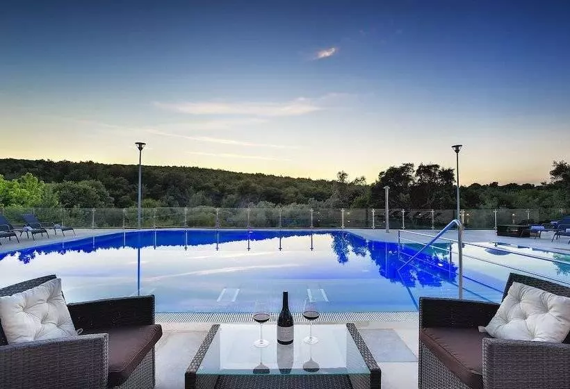 Premantura Resort   Hotel & Restaurant