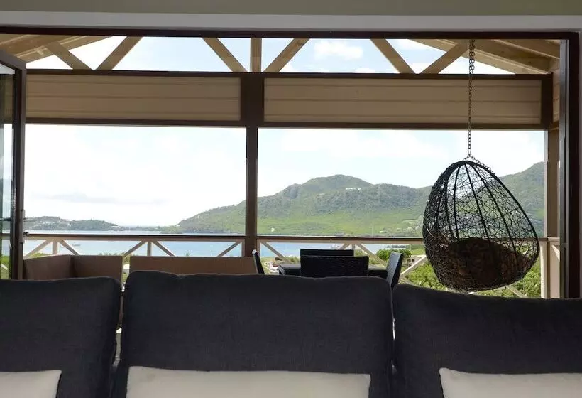 هتل Vine Cottages Adults Only