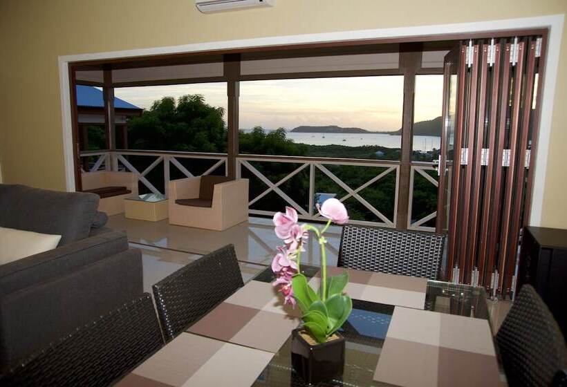 هتل Vine Cottages Adults Only