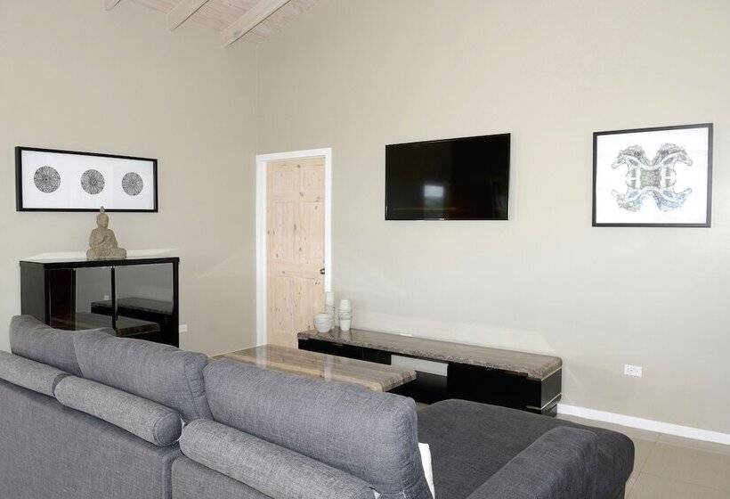 هتل Vine Cottages Adults Only