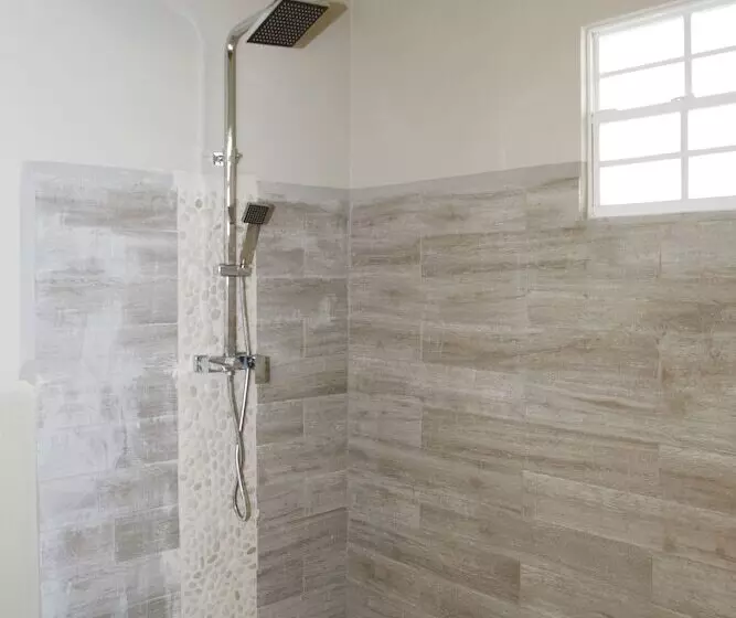 هتل Vine Cottages Adults Only