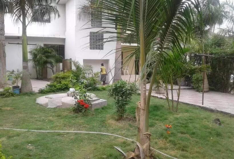 هاستل Jj & Je Family House