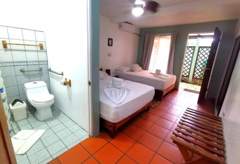 تختخواب و صبحانه Casa Marbella