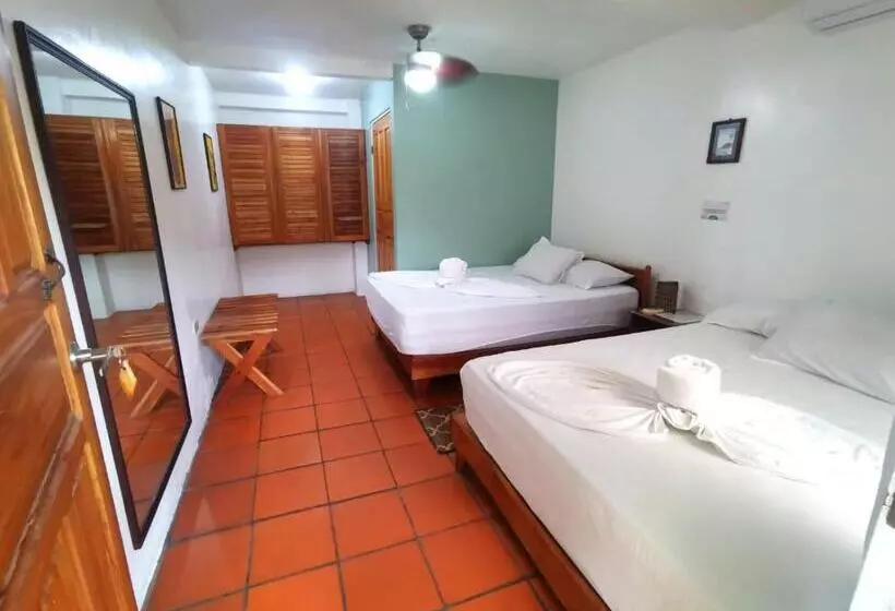 Aamiaismajoitus (B&B) Casa Marbella