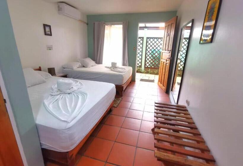 تختخواب و صبحانه Casa Marbella