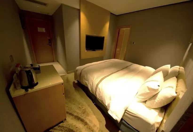Hotel Climb
