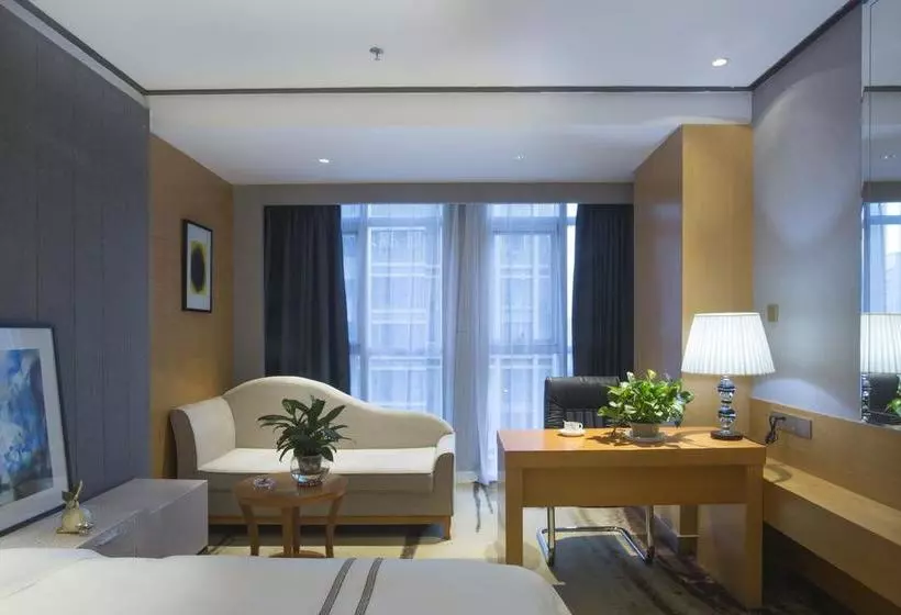 Hotel Climb