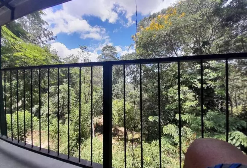 Hotel Ella South Star