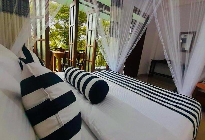 בית מלון כפרי Ella South Star