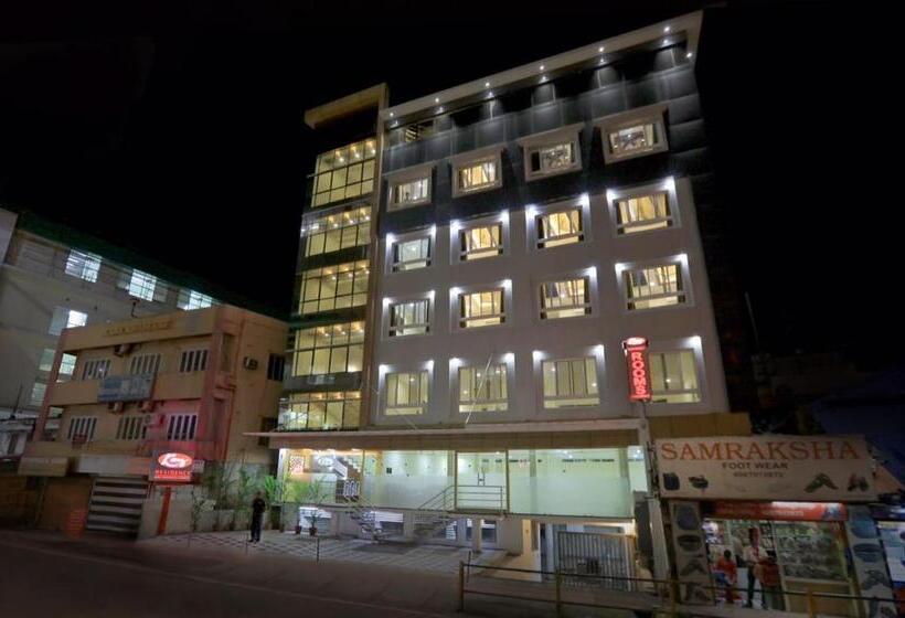 فندق Kenz Residency