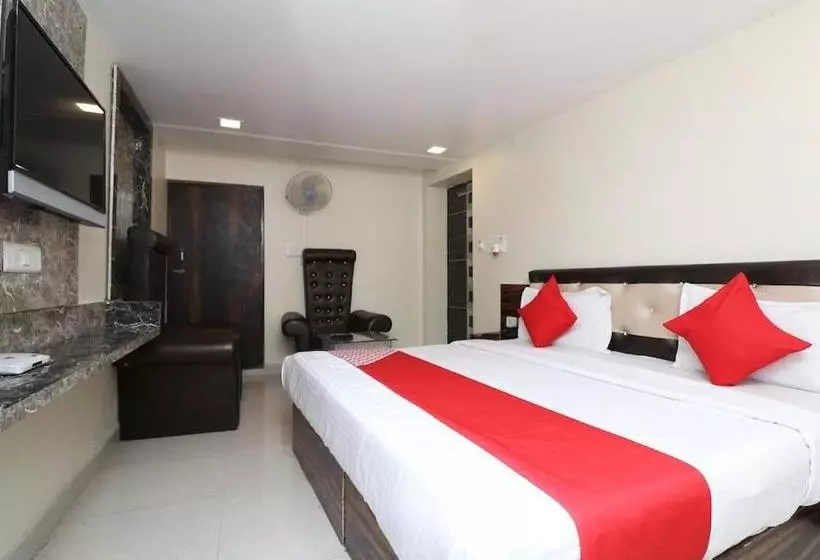 Hotel L.r Regency