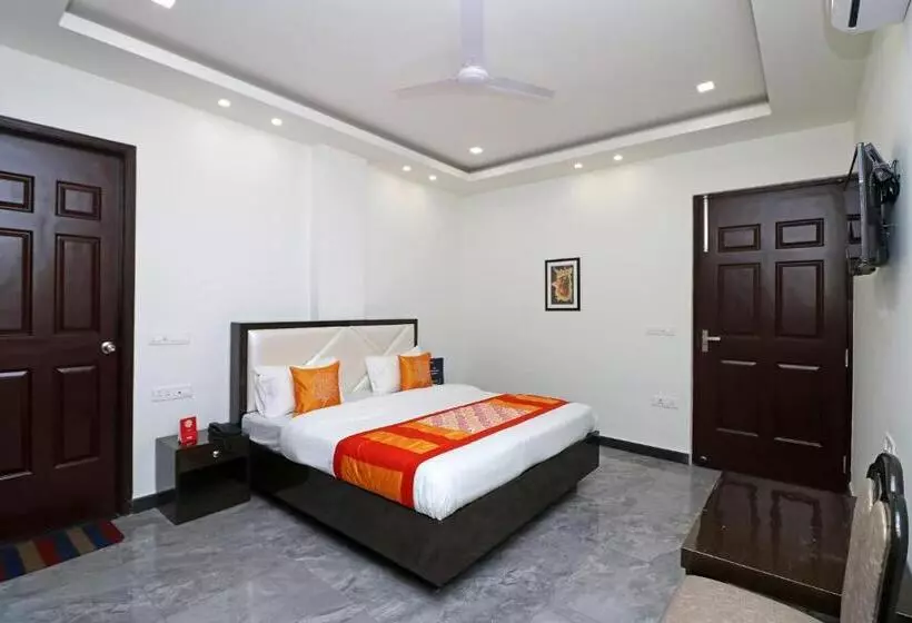 ホテル Oyo 117 Jagat Residency